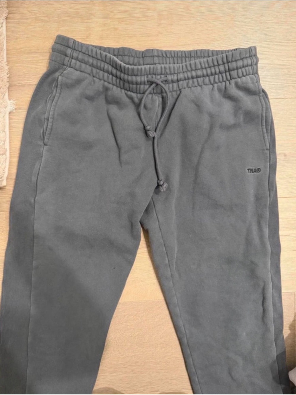 Aritzia Charcoal Drawstring Joggers